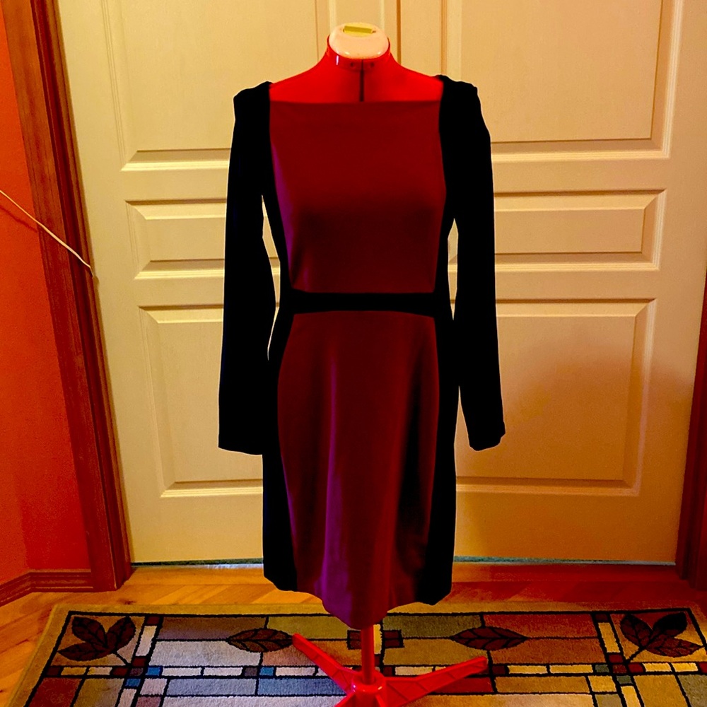 Purple and black 3/4 sleeve knit dress